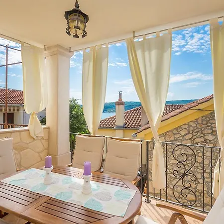 House Kate Holiday home Cizici